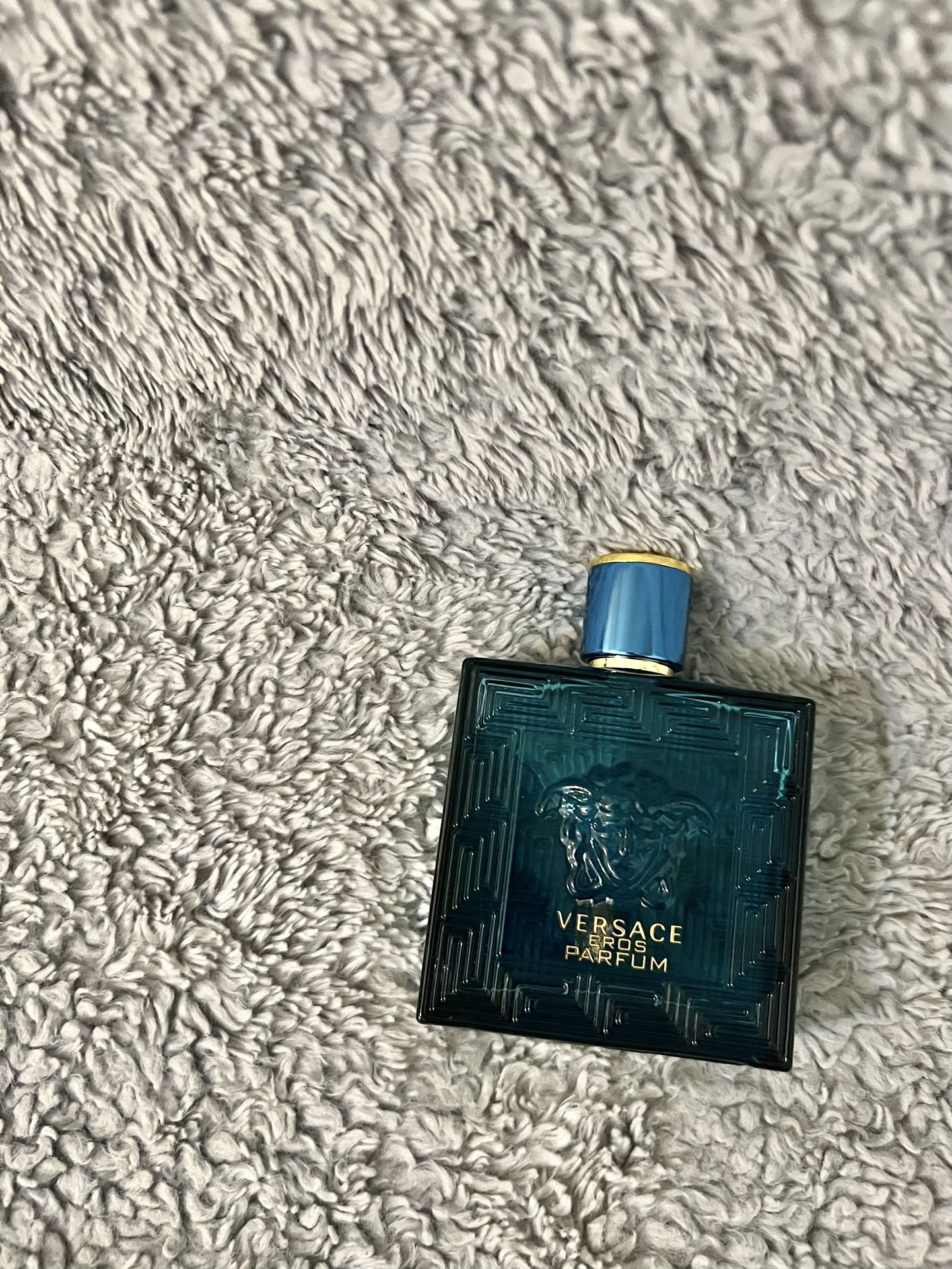 Versace Eros Parum Cologne – 100mL (Authentic, Gently Used)