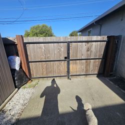 Puerta De Metal Y Madera 