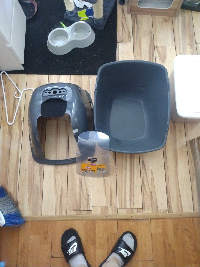 Cat Box ,