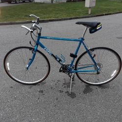 2000 Univega Via Montega 21 Speed MINT ORIGINAL CONDITION