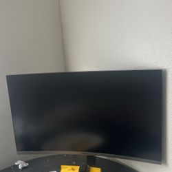 Samsung Curved Monitor 