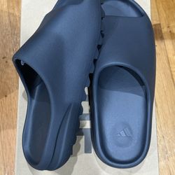 Adidas Yeezy Slide Onyx (2022) Size 11