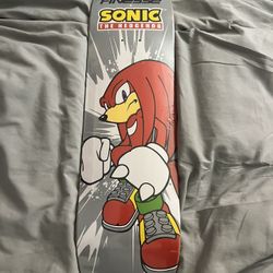 Knuckles Skateboard 