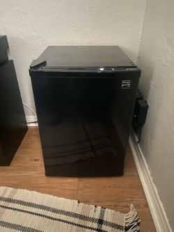 Kenmore mini fridge