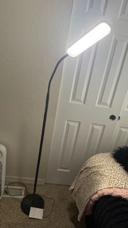 floor lamp