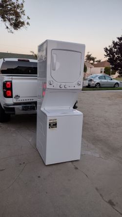 24 inch wide stackable