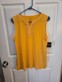 Liz Claiborne Career Petite Large Sleeveless Top NWT