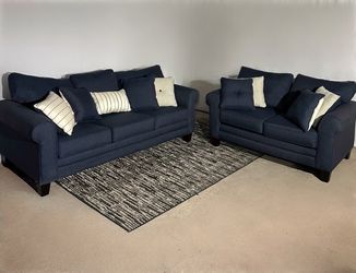 FREE DELIVERY (2 Piece Pullout Sofa Set)