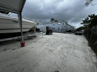 BOAT STORAGE YARD