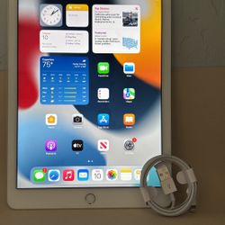 iPad 5th Gen. Like New And Unlocked! 