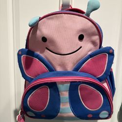 Cute girls’ Skip Hop butterfly backpack for toddler 