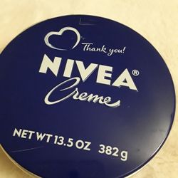 NIVEA  Greme