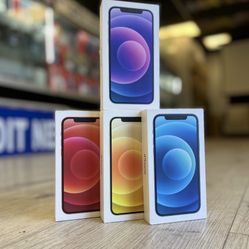 iPhone 12 (Unlocked For Any Carrier)