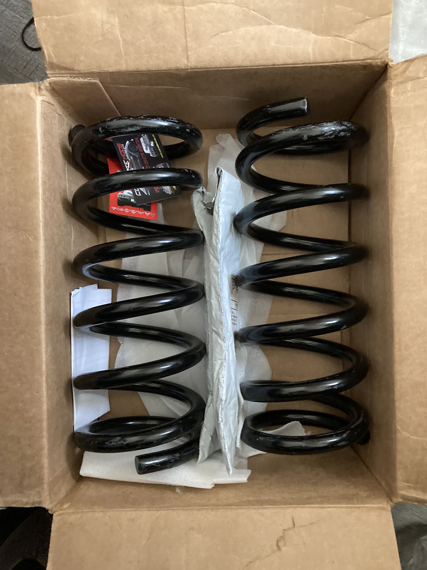C3 Corvette Lowering Springs and Bolts