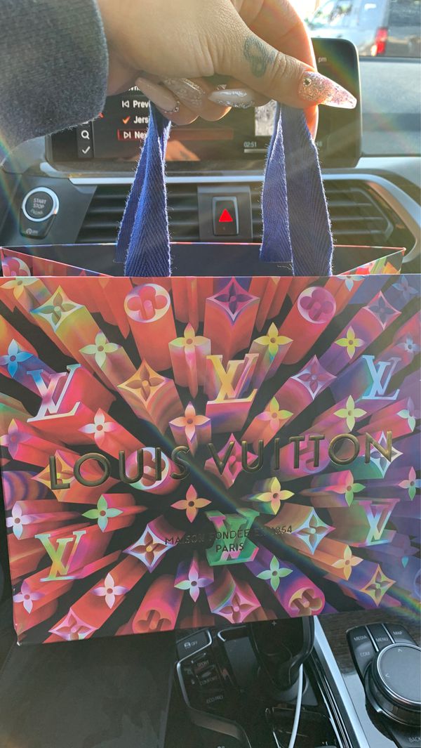 Louis Vuitton Holiday Packaging ***Various Sizes*** for Sale in Las Vegas, NV - OfferUp