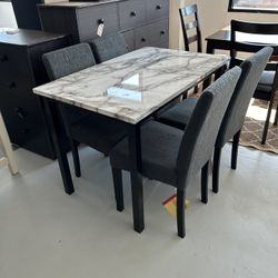 Dining Table Set