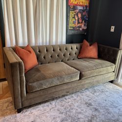 Tufted Sofa Dark Green
