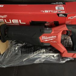 MILWAUKEE FUEL M18 BRUSHLESS NEW VERSION SAWZALL NEW IN BOX $170 FIRM TOOL ONLY