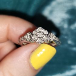 Size 6-6.5 Diamond Promise Ring