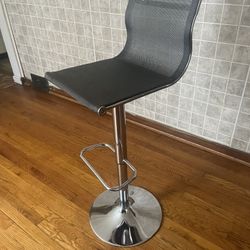 Hi Chair 