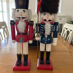 2 Very Large Nutcrackers