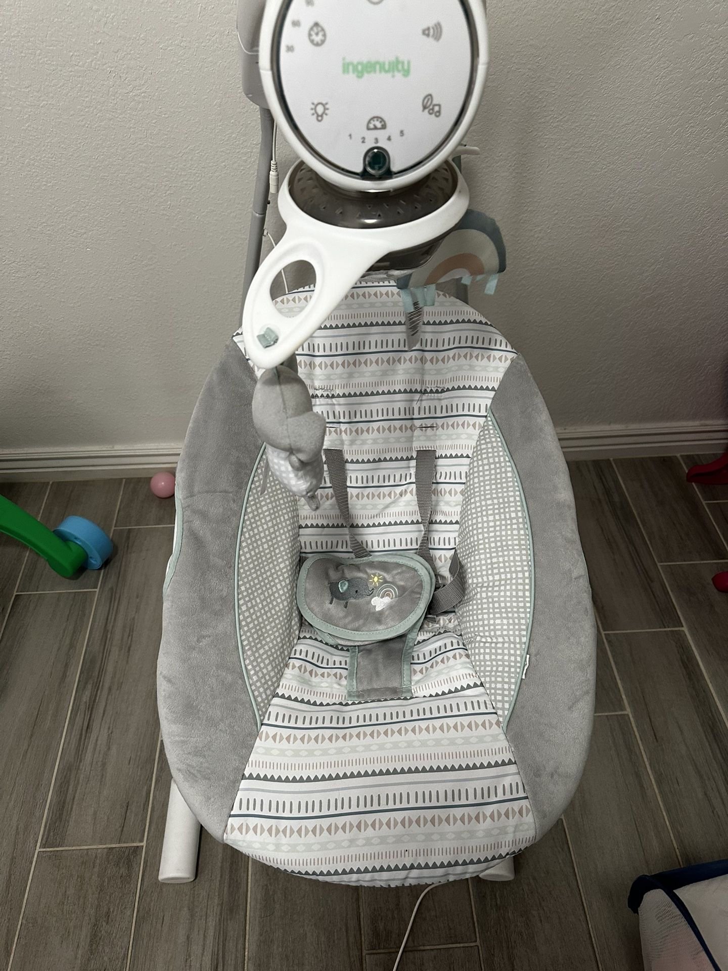 Ingenuity in lighten Soothing Swing