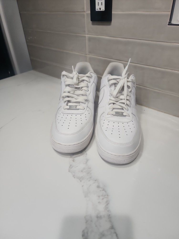 Air Force 1 Lowtop Size 12 Almost New