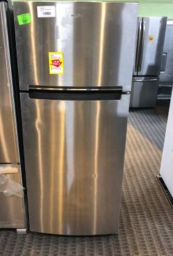 Brand New Whirlpool Top Freezer Refrigerator in Stainless (Model:WRT518SZFM) HUI