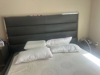 King size bed with mattress
