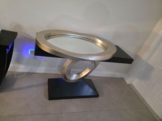 Entry Console Table and Mirror