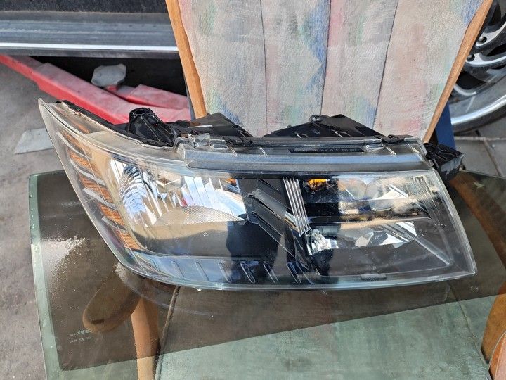 Headlight Journey Rh Dodge 