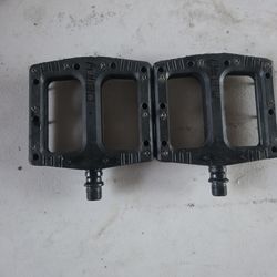 Deity black plastic pedals