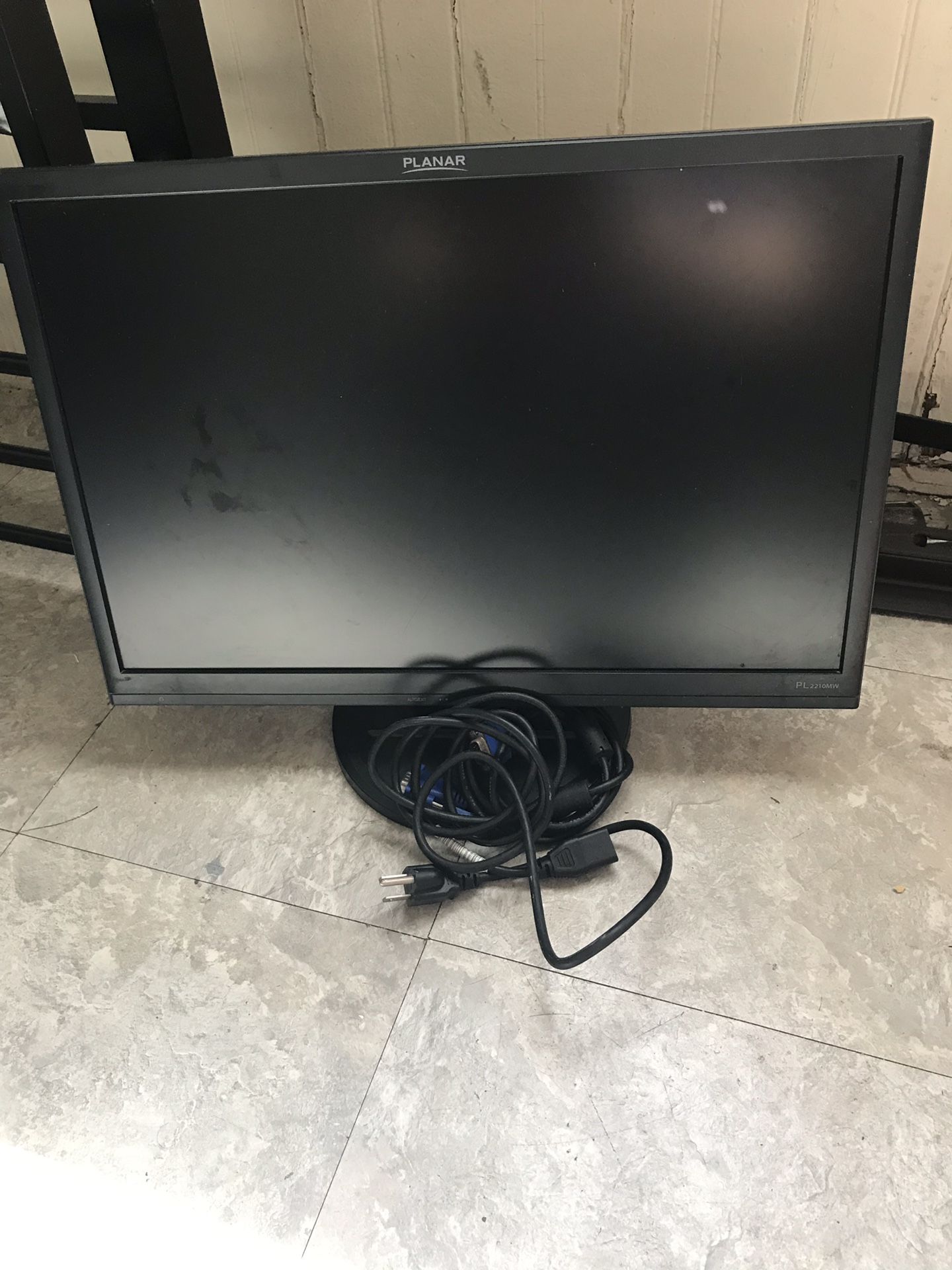 planar monitor 20 inches x 13