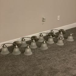 2 bathroom vanity lights