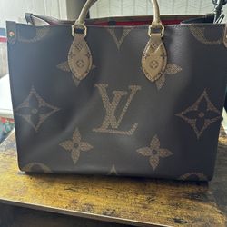 Louis Vuitton Hand Bag