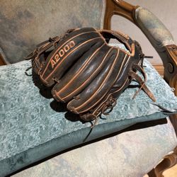 Wilson A2000 