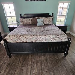 Solid Wood Six Piece Bedroom Set
