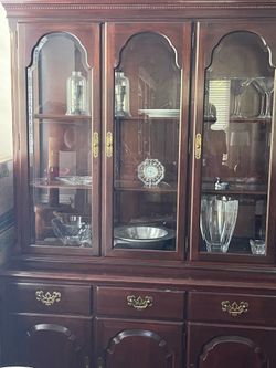 Two piece hutch