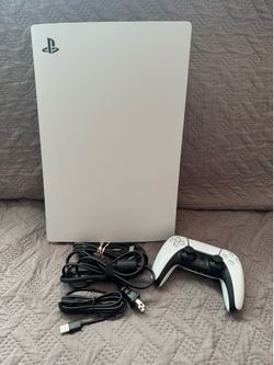 Sony PlayStation 5 (PS5) Disc Version – Excellent Condition – Includes All Cables & Controller