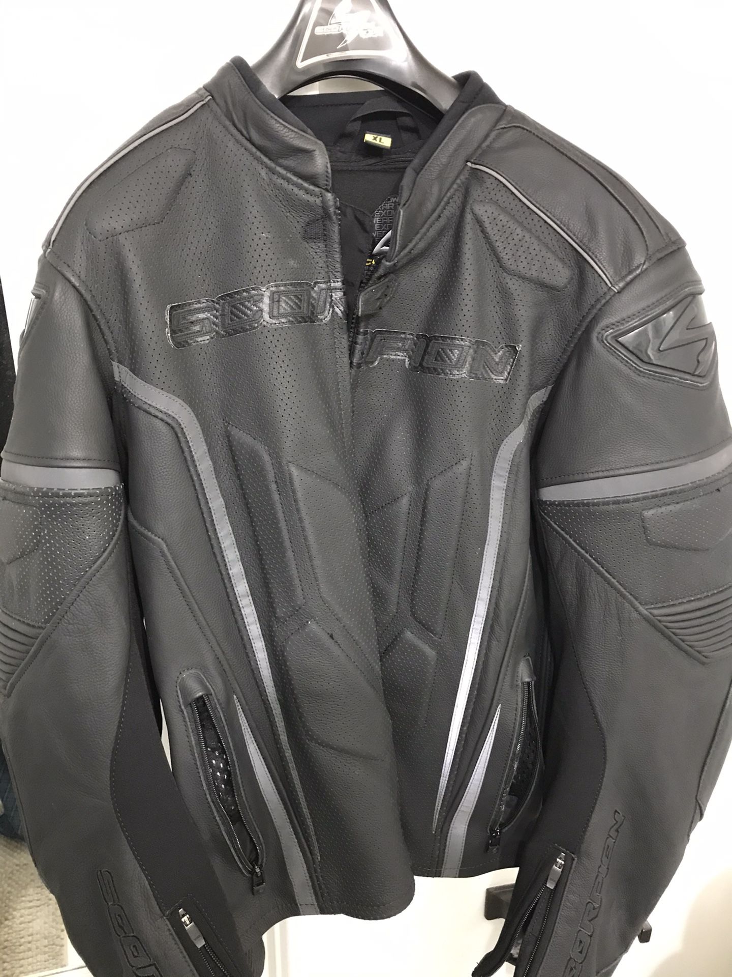 Scorpions leather jacket XL