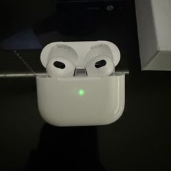 AirPods Gen 3 