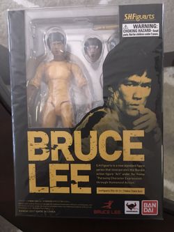 Bruce Lee SHFiguarts/Bandai/Brand New/ closed box