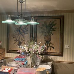 A Pair Of Beautiful Decorative High Quality Frame And Pictures