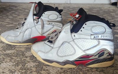 Nike Air Jordan 8 Retro Bugs Bunny Size 10