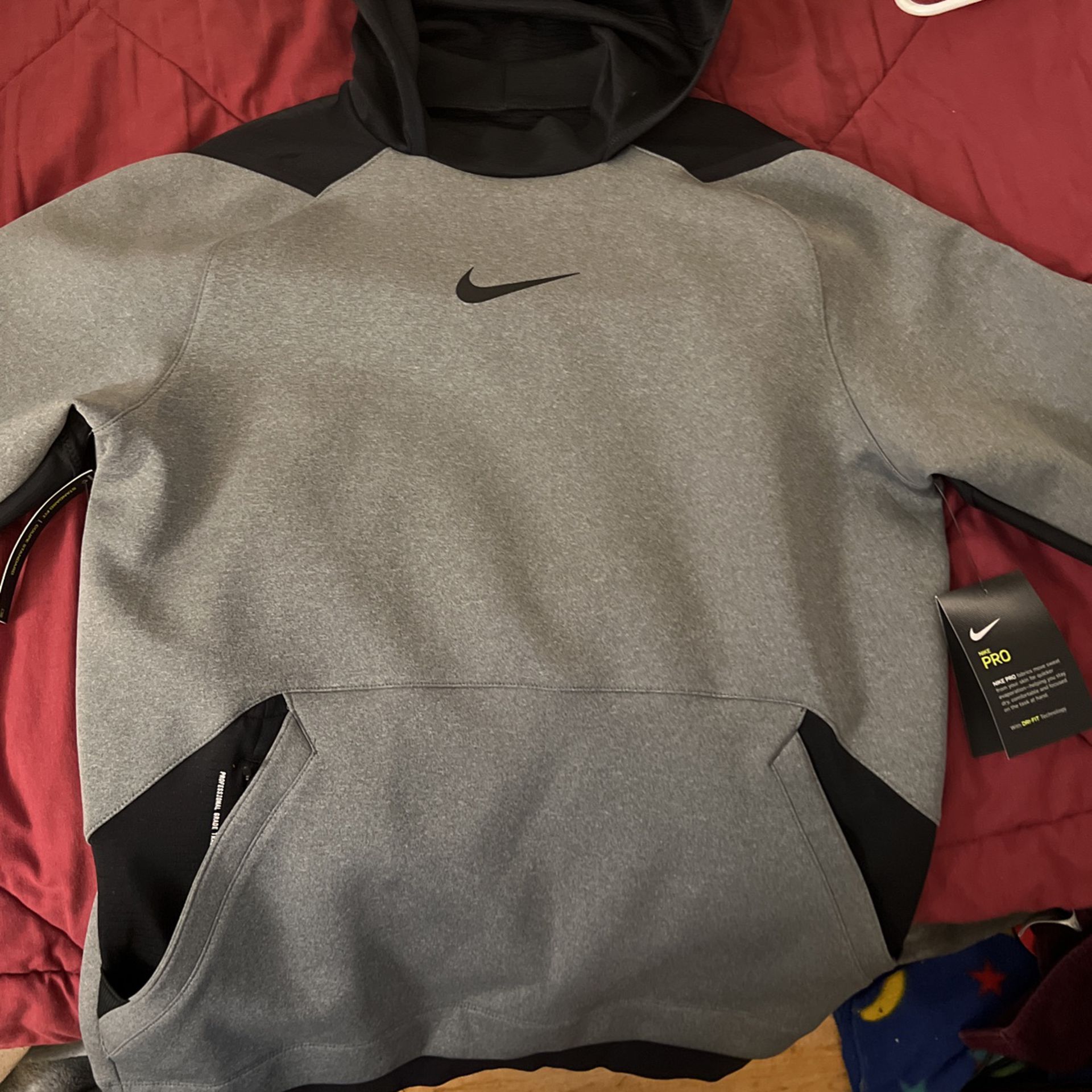 Nike Pro Mens Small Sweatshirt