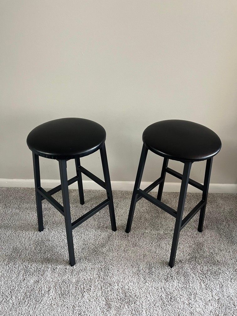 2-Black Bar Stools Set