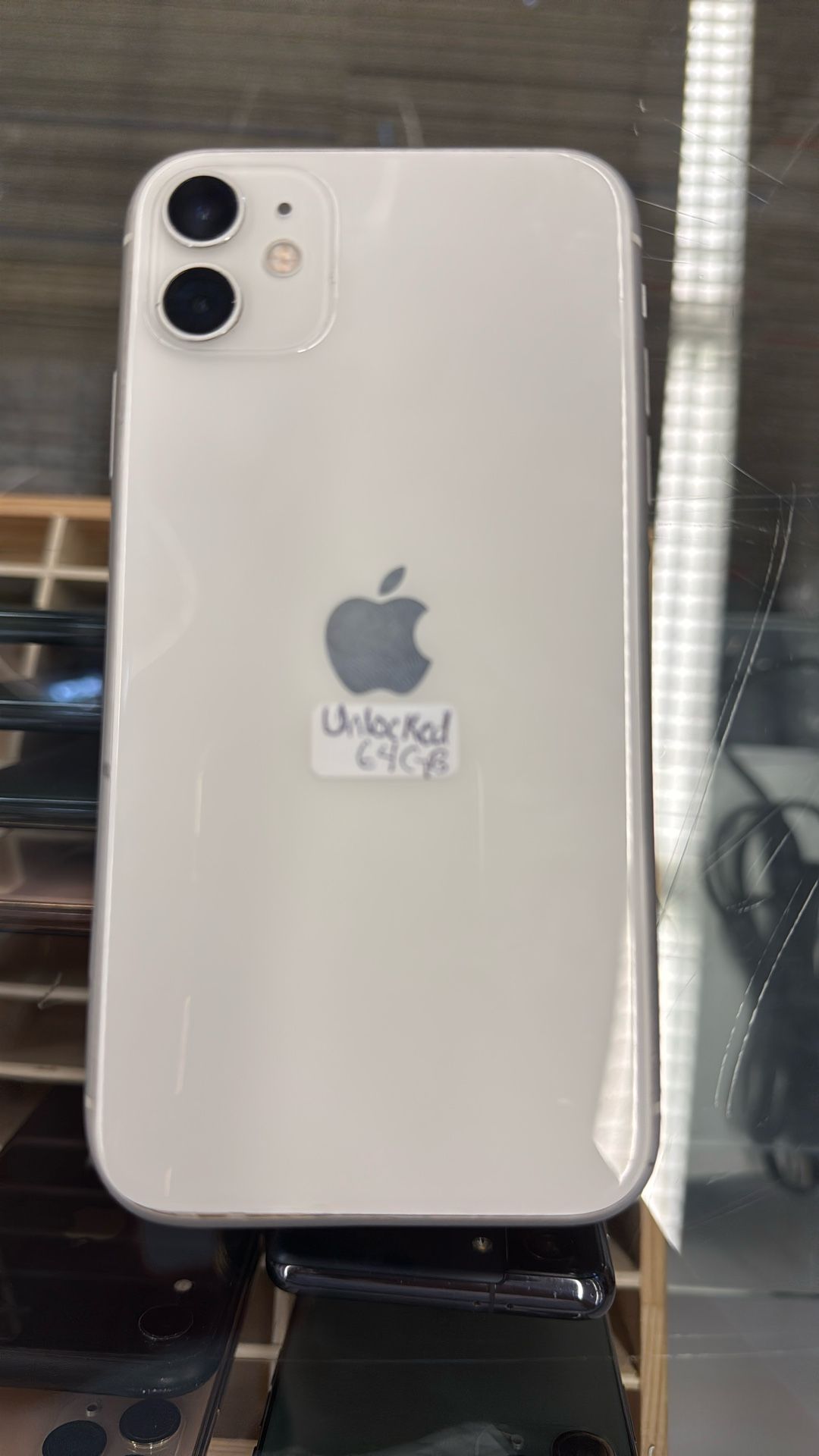 iPhone 11