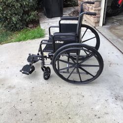 Drive Wheelchair Used Couple Time Excellent Condition Easy To Carry and Light Weight