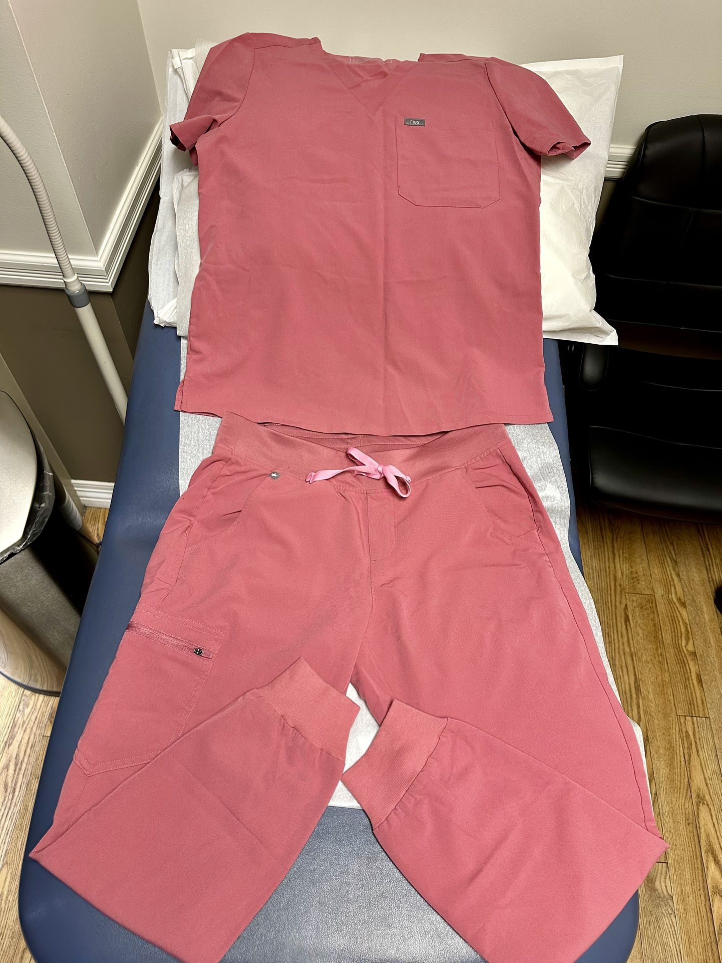 Figs Scrubs