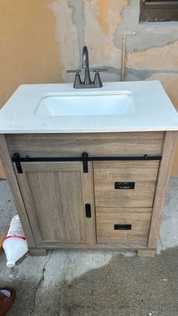 30 inch vanity with top and faucet